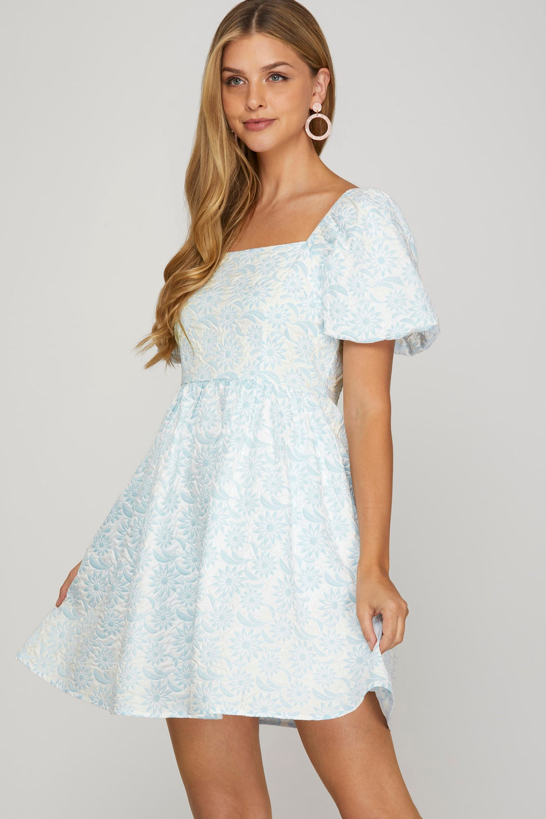 Puff sleeve baby doll jacquard dress