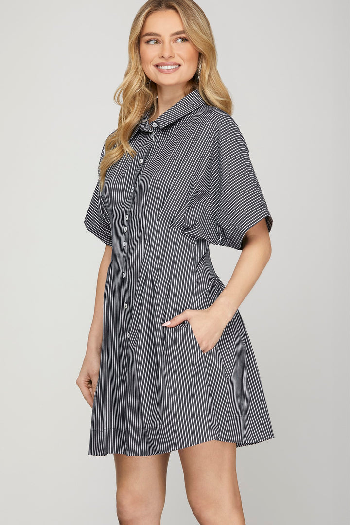 Stretched woven stripe pleated shirt dress