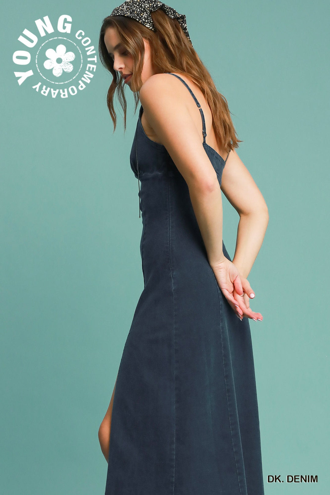 SLEEVELESS VERSATILE DENIM MIDI DRESS