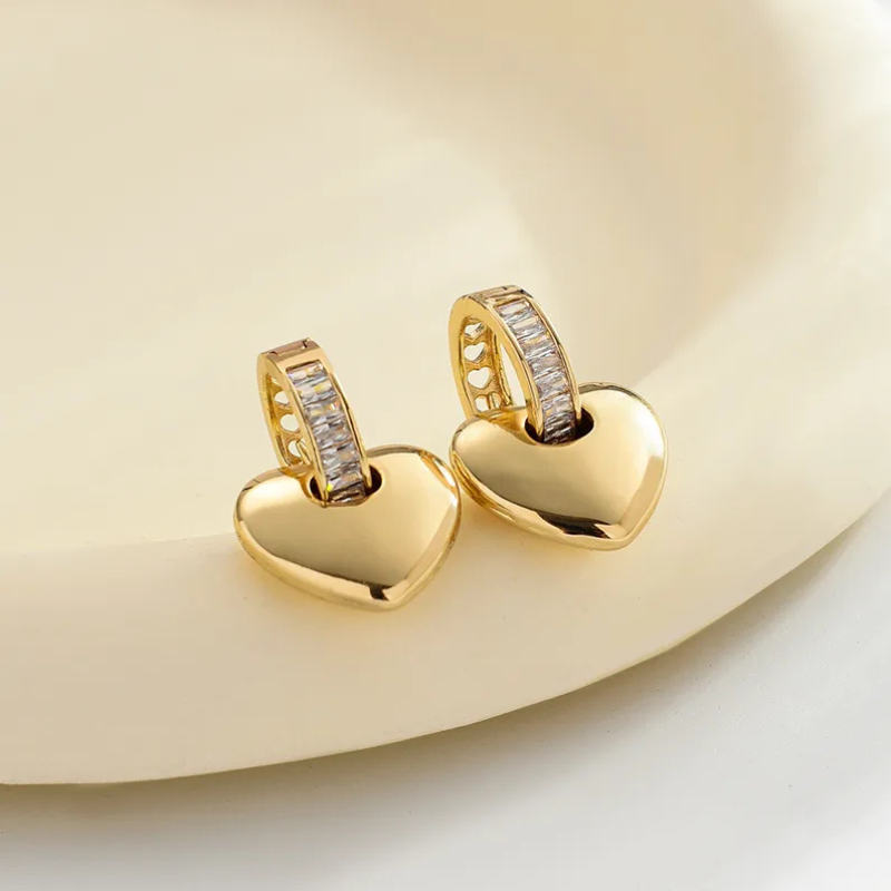 Glossy 18K Gold Plated Heart Ear Clip