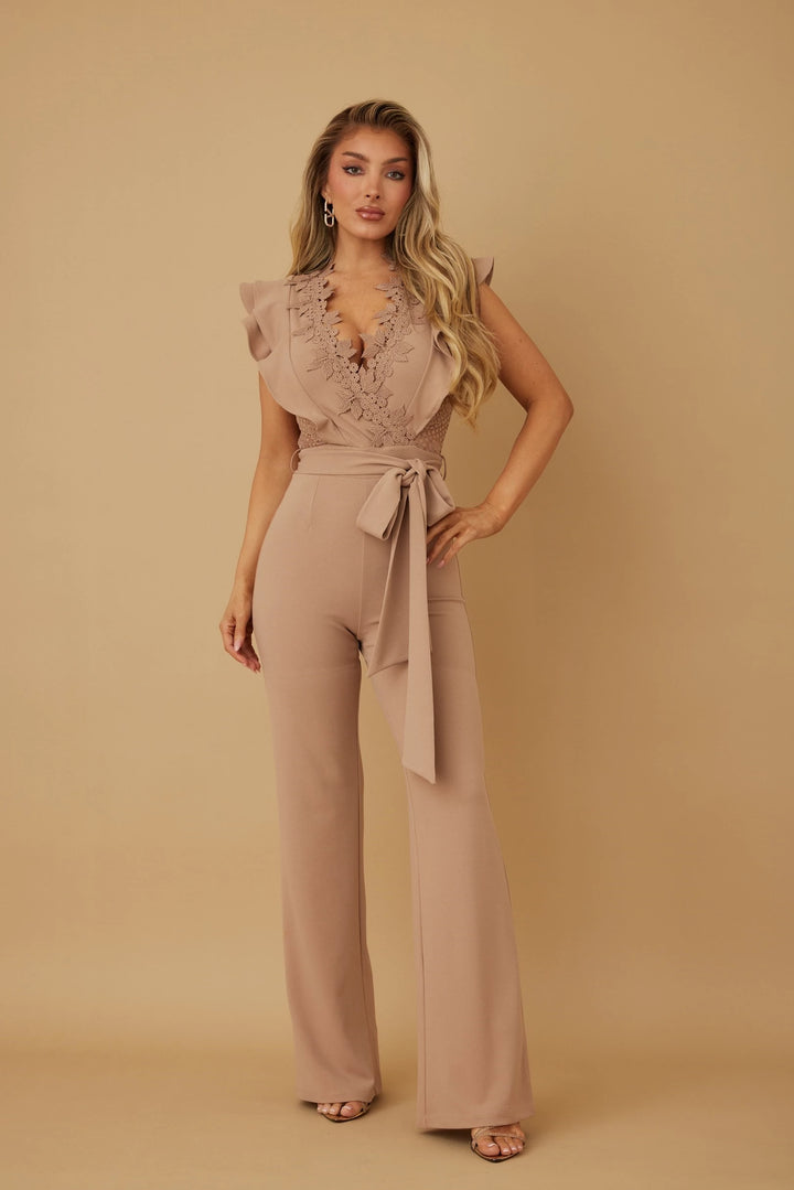 Ruffle layered with flower embroidered jumpsuit