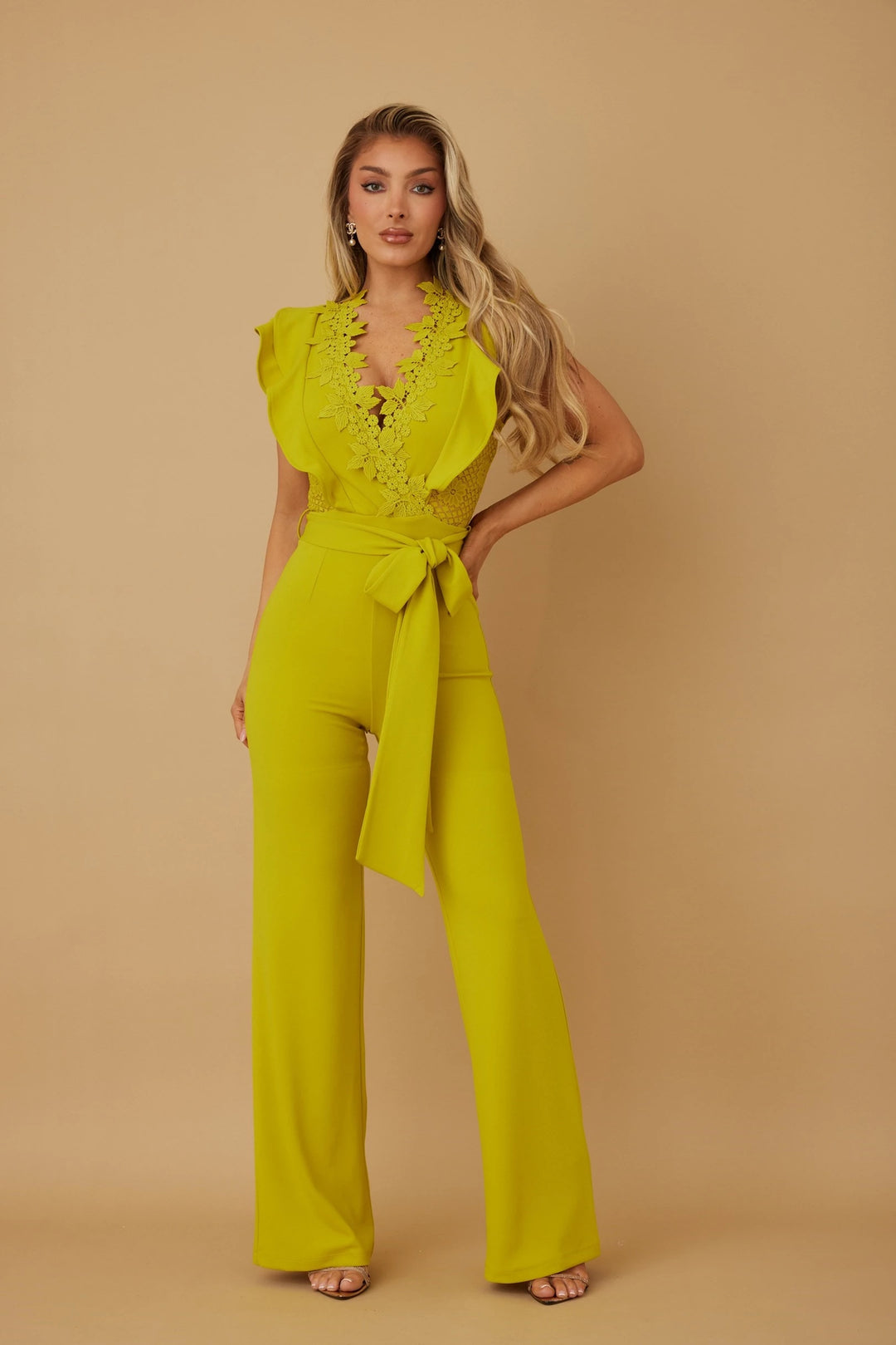 Ruffle layered with flower embroidered jumpsuit