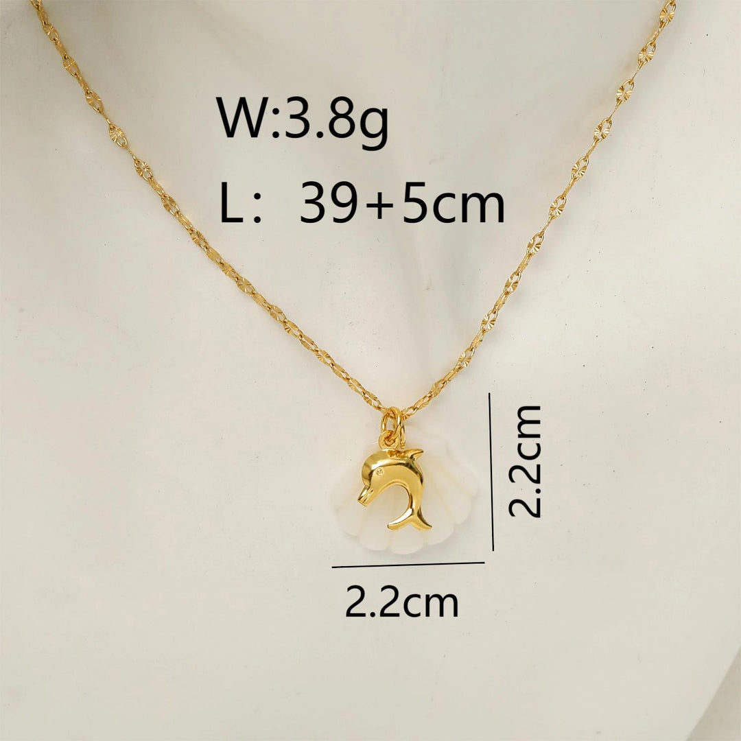 Vacation Marine Style Beach 18K Gold Plated Shell Titanium Steel Pendant Necklace