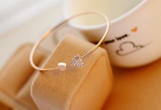 Heart Artificial Diamond Bracelet